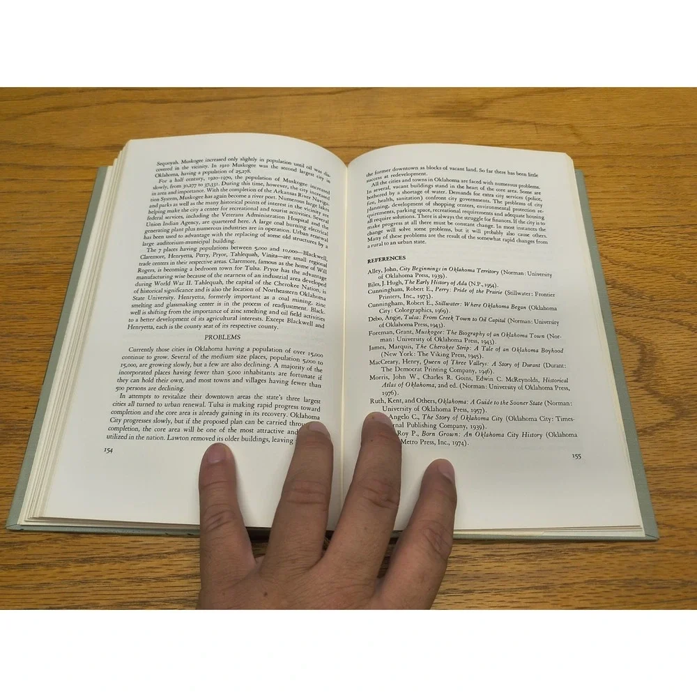 GEOGRAPHY OF OKLAHOMA By John W. Morris‎